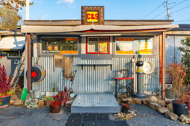 C&S restaurant in College Station is a popular local walk-up lunch restaurant.