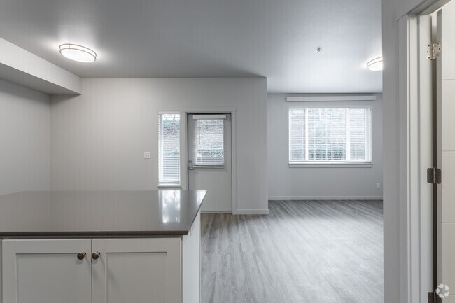 5 Points Apartments, Vancouver, WA 98684 - photo 6