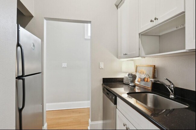 1544 Camp St unit 4, New Orleans, LA 70130 - photo 7