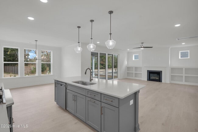 525 Sailor Sky Way, Hampstead, NC 28443 - photo 3