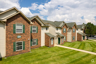 2450 Norfolk, Rochester Hills, MI 48309
