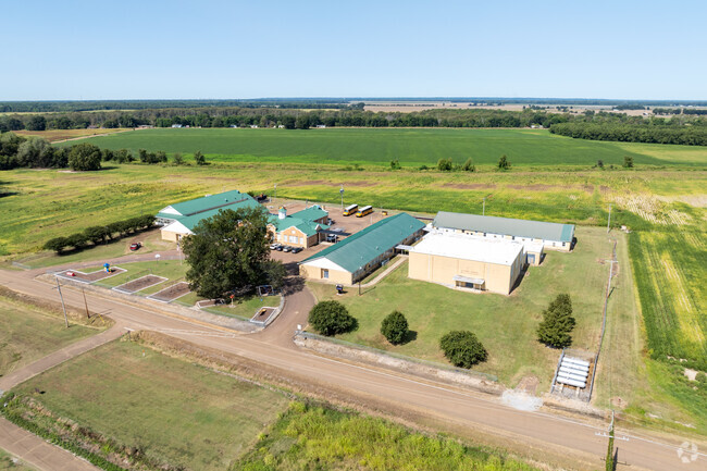 There is plenty of green space at Dundee Elementary.