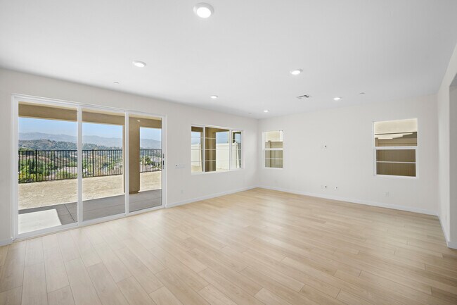 23775 Orange Blossom Dr, Santa Clarita, CA 91321 - photo 7