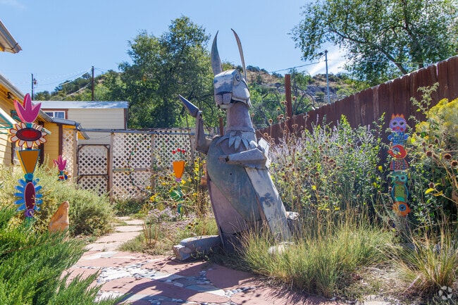 Take a peep at all of the artwork artists have infront of their studios in Madrid.