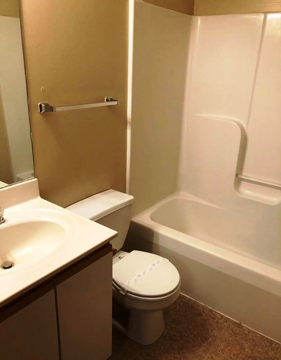 3407 Bohmer Dr unit 1, Bloomington, IL 61704 - photo 4