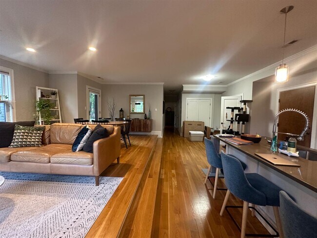 22 Linden Ave unit 2, Somerville, MA 02143 - photo 5