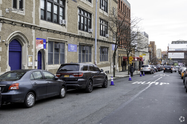 Joseph School is located at 1946 Bathgate Avenue, Bronx NY.