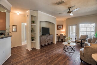 1950 Pebble Ridge Ln, Sanford, FL 32771