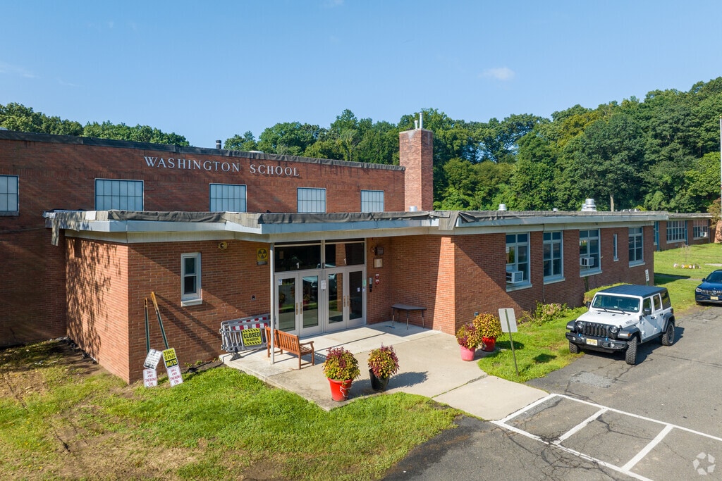 Washington Elementary is a great and inclusive school in the Township of Washington community.