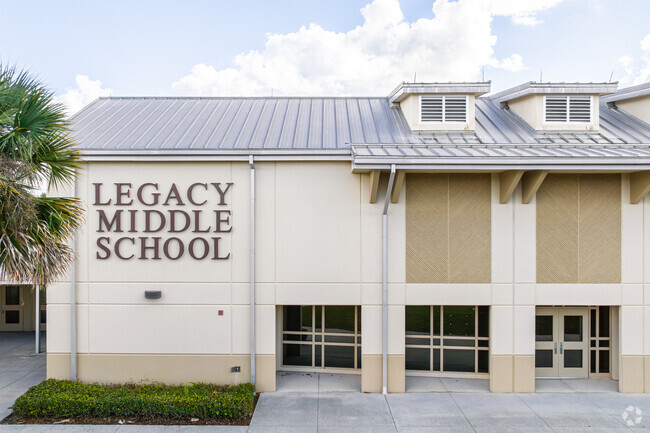 Legacy Middle School has a student to teacher ratio of 18 to 1.
