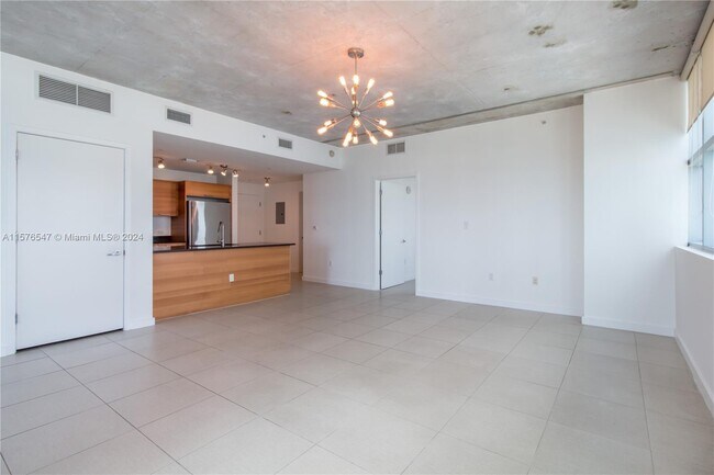 3301 NE 1st Ave unit M0506, Miami, FL 33137 - photo 5