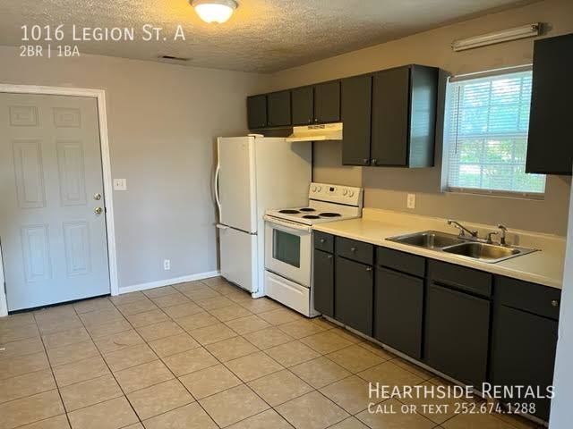 1016 Legion St, Greenville, NC 27834 - photo 4