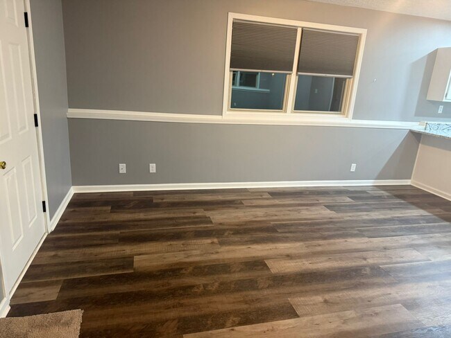 2347 Ferguson Rd unit 2347 1-2 Ferguson Rd, Ontario, OH 44906 - photo 3