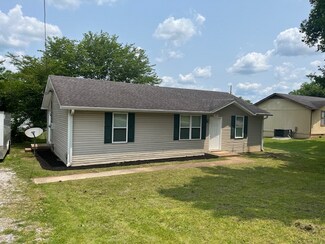 214 Clinch Dr, Columbia, TN 38401
