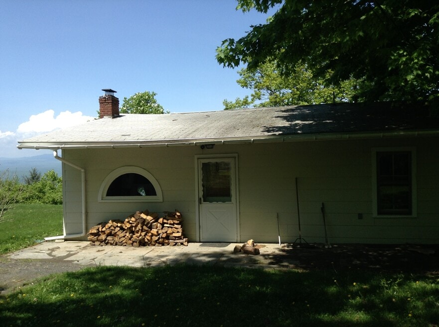 290 Henry Road, Cragsmoor NY - House