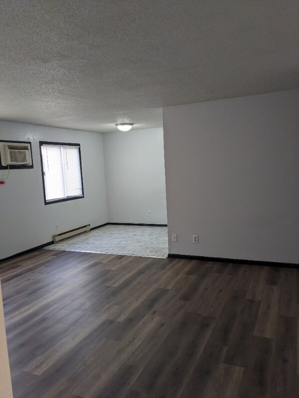 300 Hopp Ave Unit 7, Nicollet, MN 56074