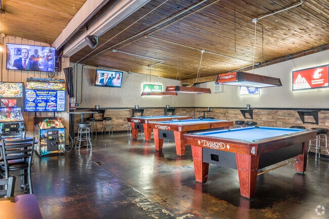 River Roadhouse is filled with sports fans, pool players and pinball wizards on the weekends.