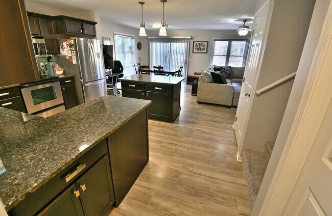 8311 S 35th St, Lincoln, NE 68516 - photo 4