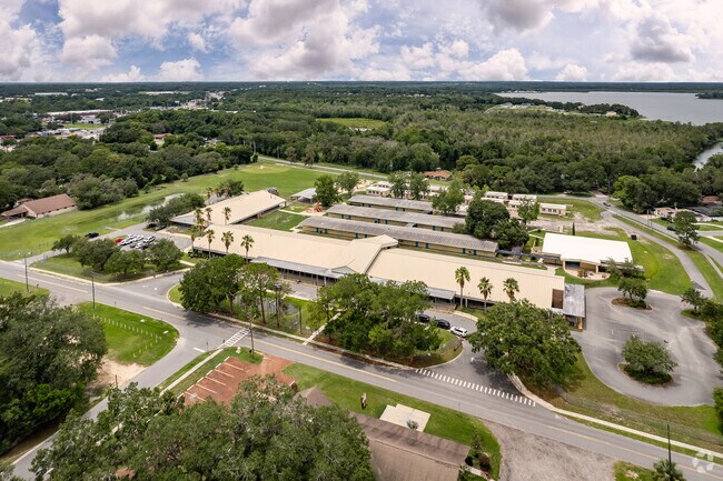 Aerial view of Leesburg’s Beverly Shores Elementary School's campus in Lake County.