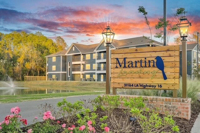 Martin Landing, Denham Springs, LA 70726 - photo 1