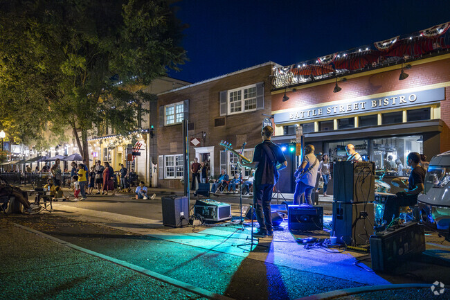 Local bands provide music for outdoor diners at Battle Street Live near Bull Run.