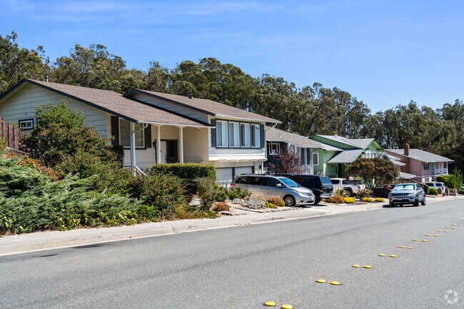 Portola Highlands offers charming homes and quiet streets surrounded by lush greenery.