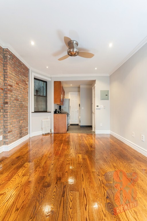 380 E 10th St Unit 3C, New York, NY 10009