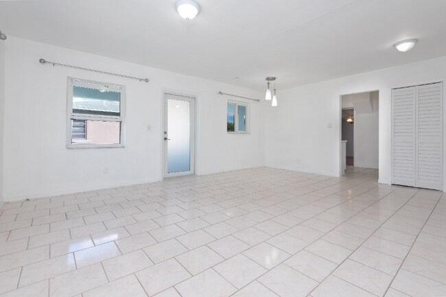 143 NW 43rd Place unit 143, Miami, FL 33126 - photo 2