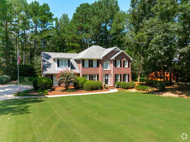 Brick contemporary homes are in subdivisions like Keeneland.