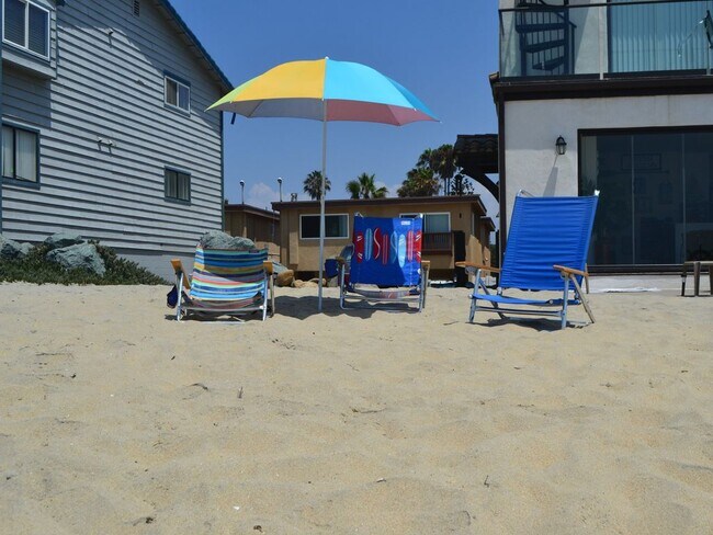 676 Seacoast Dr unit Ocean View - Furnish, Imperial Beach, CA 91932 - photo 3