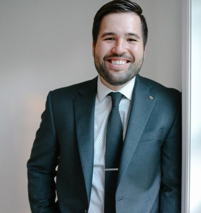 Agent Photo