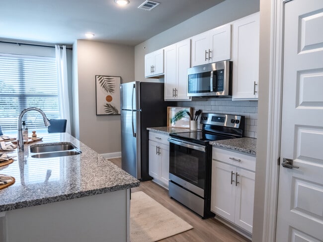 The Aviator: 1BR, 1BA- Kitchen