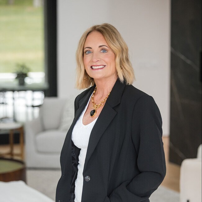 Jennifer Bickerstaff