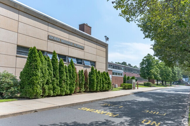 Dodd Middle School is located at 100 Park Place in Cheshire, CT.