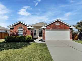 386 Stennis, Kyle, TX 78640