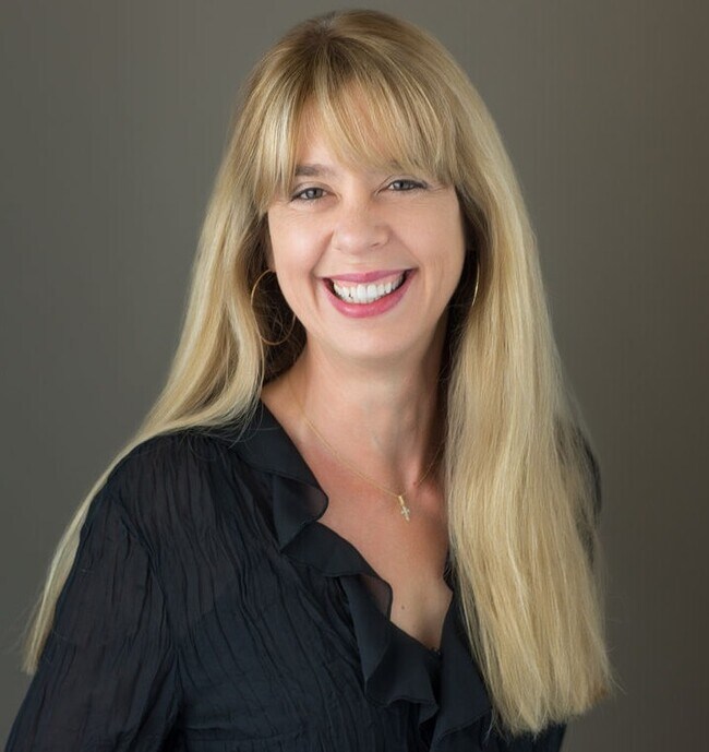 Barbara Pearson Real Estate Agent in Capitola, CA