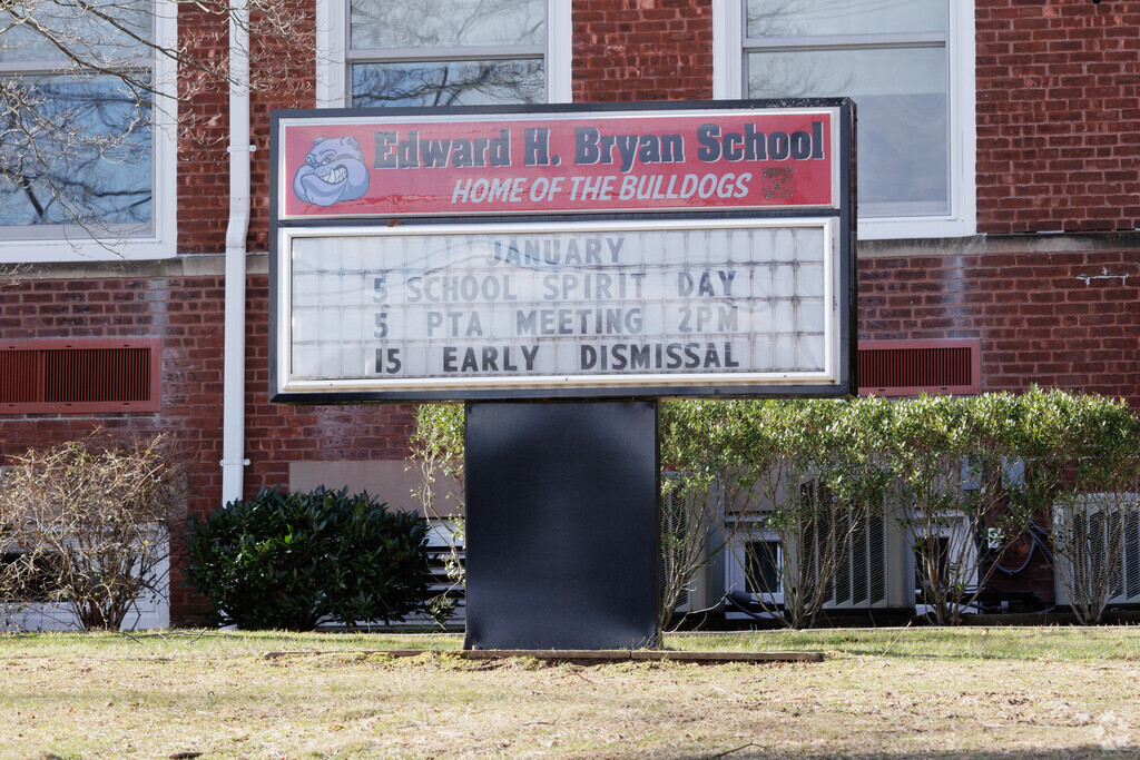 Edward H. Bryan Elementary School is a highly rated, public school in Cresskill, NJ.