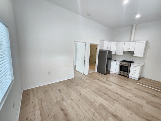 6522 Camellia Ave unit 6520 Camellia, North Hollywood, CA 91606 - photo 3