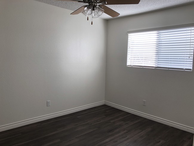 Canyon Breeze, San Diego, CA 92103 - photo 7