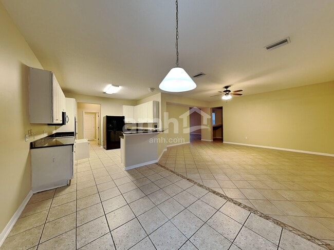 10618 Bamboo Rod Cir, Riverview, FL 33569 - photo 6