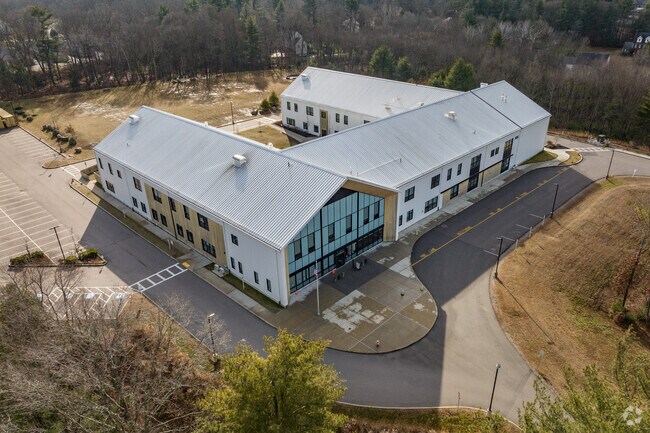 Students in grades K-8 can attend Benjamin Franklin Classical Charter Public School in Franklin.