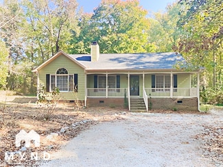 409 Triple Crown Cir, Clayton, NC 27527