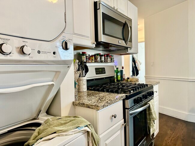 294 Windsor St unit 2, Cambridge, MA 02139 - photo 6