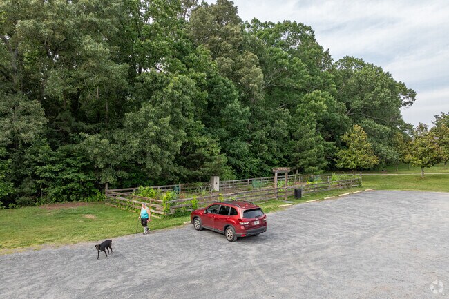 Leita Thompson Memorial Park features a community garden close to Brookfield West.