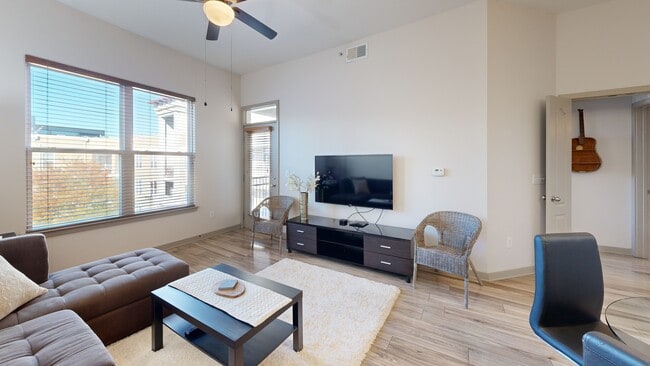 390 17th St NW unit 6057, Atlanta, GA 30363 - photo 3