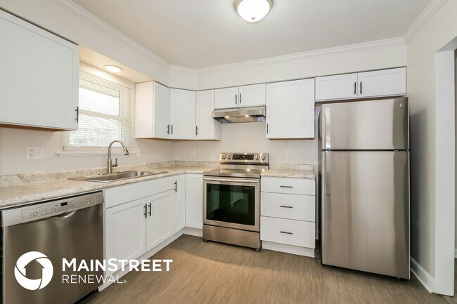 1404 N Aztec Ave, Independence, MO 64056 - photo 7