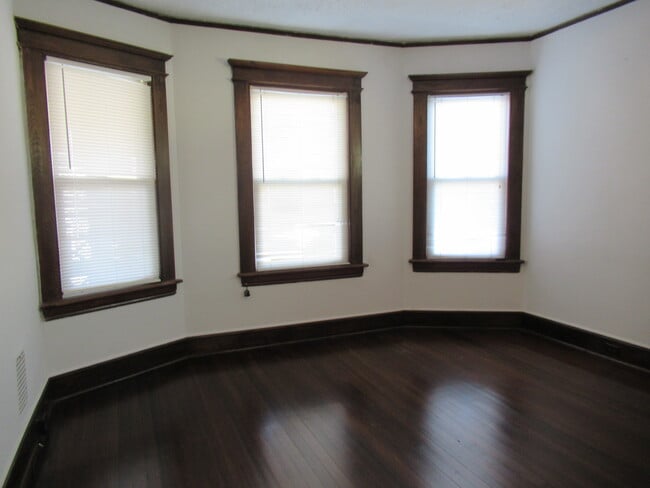 55 Eaton St unit 55 Eaton Street 2nd, Bridgeport, CT 06604 - photo 7