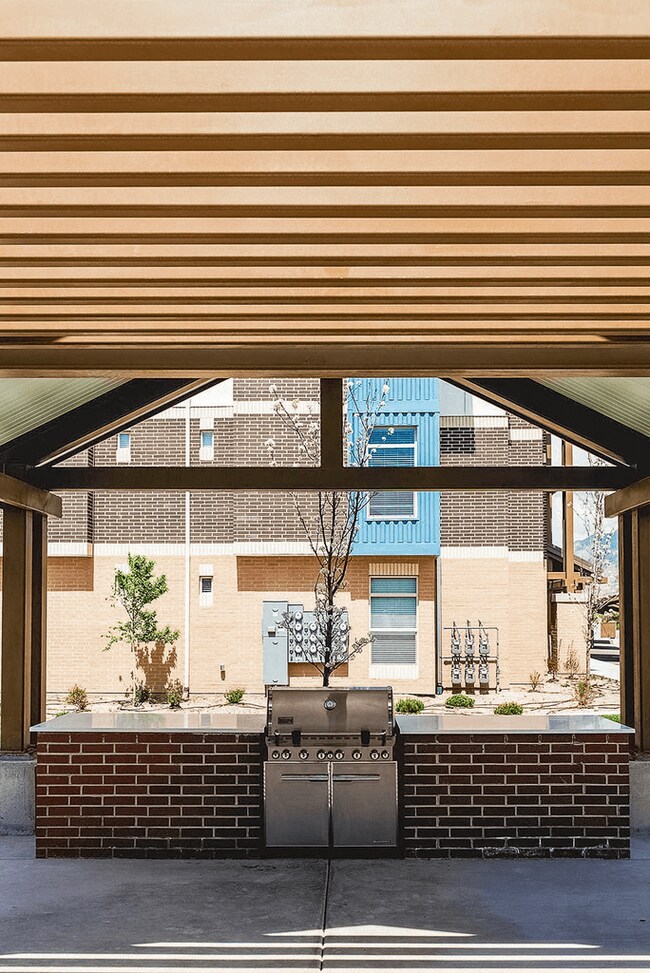 Icon 9700 Apartments, Sandy, UT 84092 - photo 7