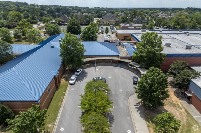 Entrance to Discovery Middle School in Madison Alabama.