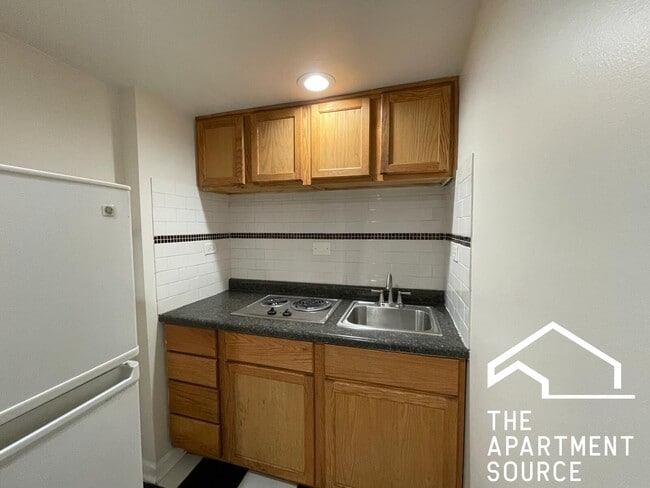 2230 N Lockwood Ave unit G, Chicago, IL 60639 - photo 2